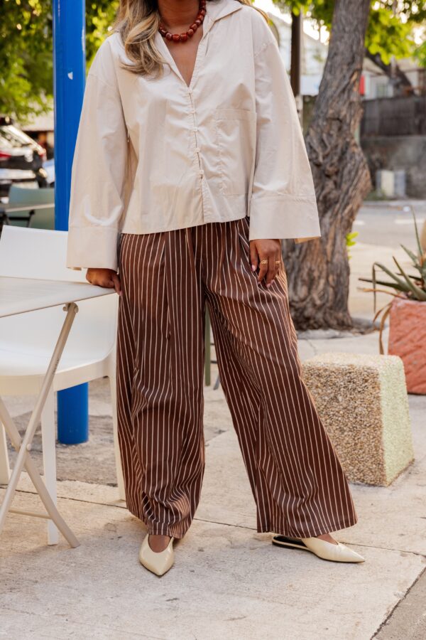 Pantalon marron rayé