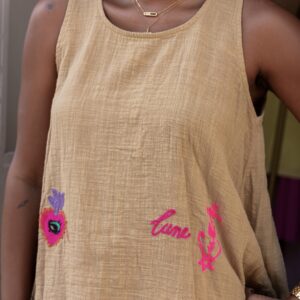 Top broderies