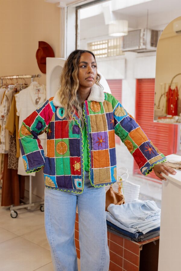 Veste fourrure coloré – Image 3